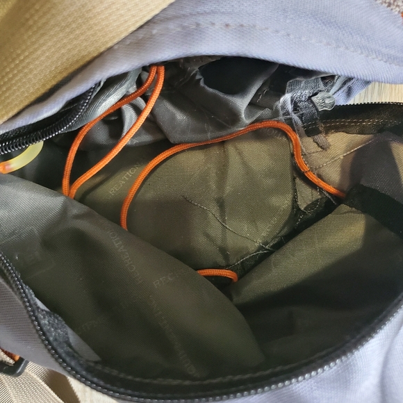 REI Comet Backpacking Hiking Backpack Torso Adjust 37L Hydration Compatible EUC - Picture 6 of 6